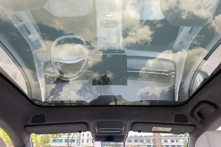 Used XPeng G6 2025 625 Long-Range Max Flagship Edition Headliner