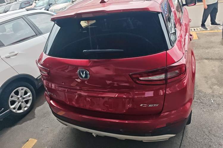 Used Changan CS55 2017 1.5T Manual Colorful Edition
