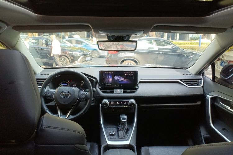 Used Toyota Wildlander 2023 Dual-Motor 2.5L E-CVT Four-Wheel Drive Prestige Edition
