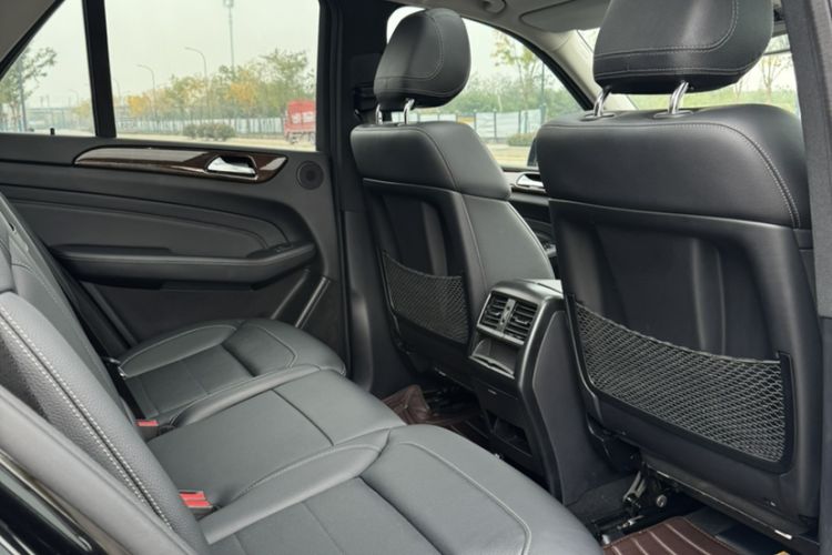 Used Mercedes-Benz M-Class 2015 ML 400 4MATIC Dynamic Model
