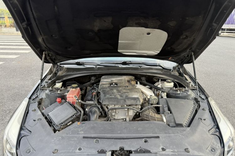 Used Cadillac ATS-L 2017 28T Fashion Edition Interior 4