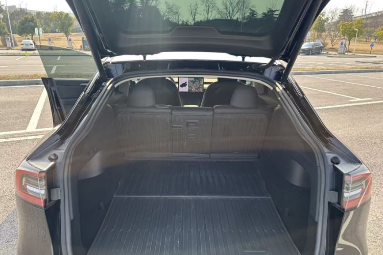 Used Tesla Model Y 2021 Standard Range Rear-Wheel Drive Version Interior 6