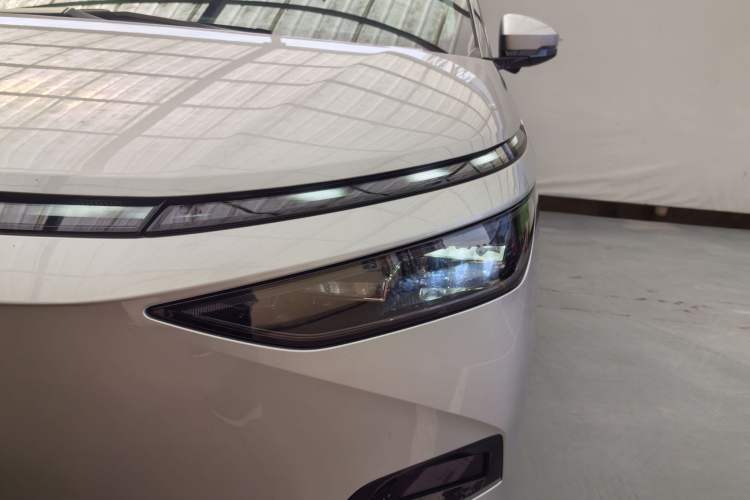 Used XPeng X9 2024 702 Ultra-Long Range Max