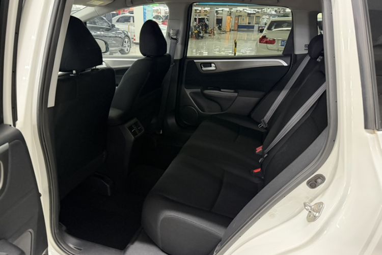 Used Honda Jade 2017 1.8L Automatic Classic Edition 5 seats