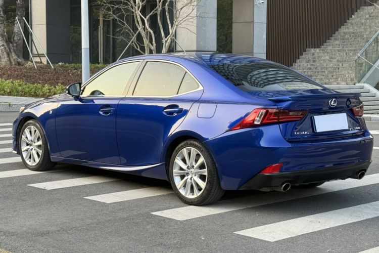 Used Lexus IS 2015 200t F SPORT