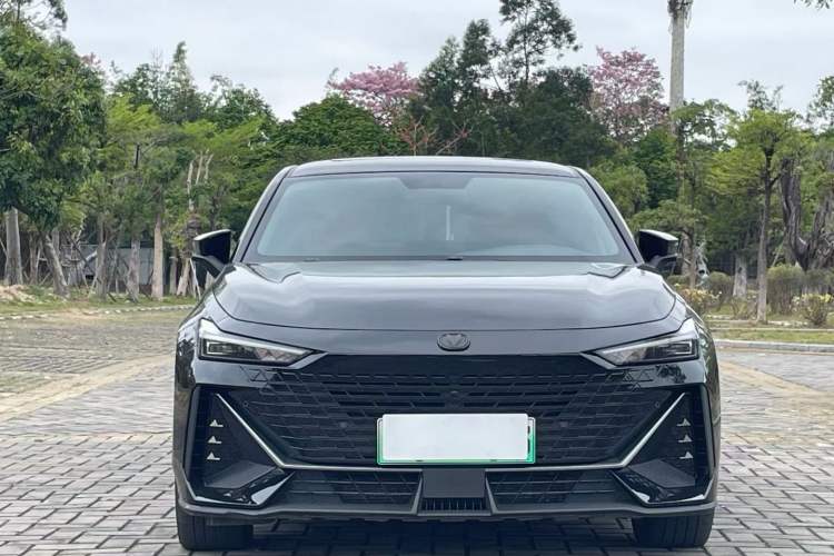 Used CHANGAN UNI-V iDD 2023 Zhidian iDD 1.5T 113km Smart & Fun Version (Rapid Edition)