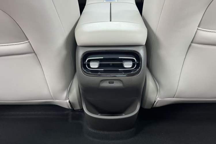 Used AION UT 2025 420 Prestige Edition