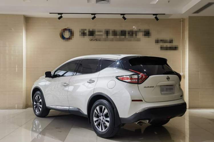 Used Nissan Murano 2021 2.5L XL Two-Wheel Drive Smart Connect Luxury Edition Exterior 5
