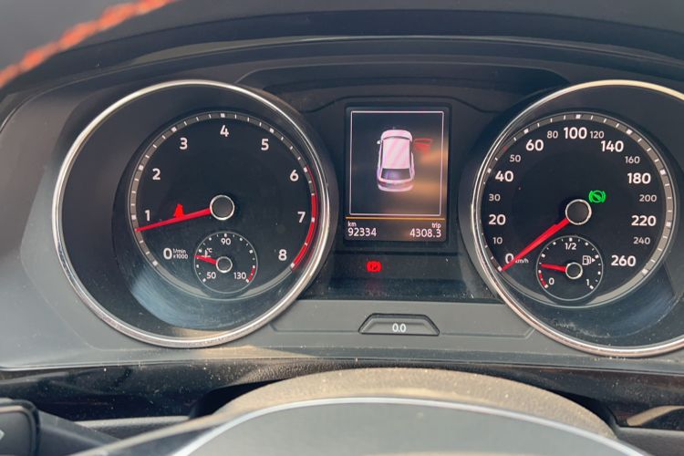 Used Volkswagen Tiguan L 2019 330TSI Automatic Two-Wheel Drive Panoramic Comfort Edition China V Standard
