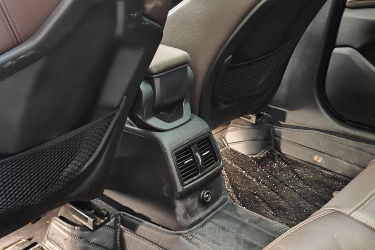 Used BMW X1 2016 sDrive18Li Luxury Model Interior 12