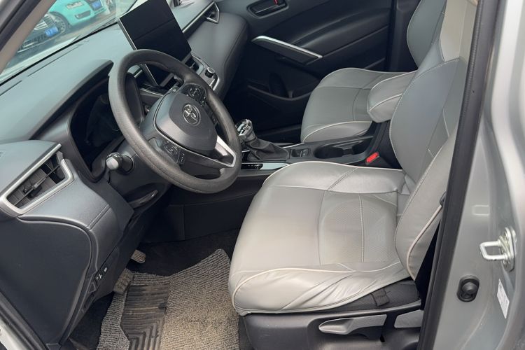 Used Toyota FRONTLANDER 2023 2.0L CVT Leading Edition Left Front Seat