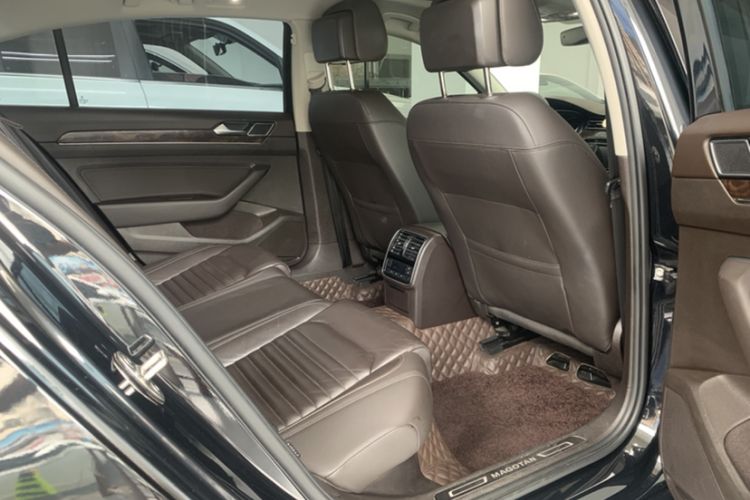 Used Volkswagen Magotan 2018 Facelift 330TSI DSG Luxury Model