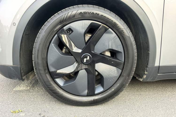 Used ONVO L60 2024 60 kWh All-Wheel Drive
