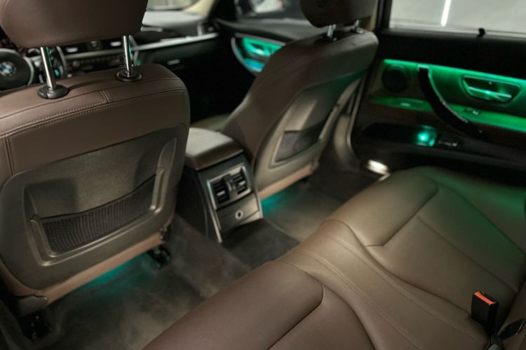 Used BMW 3 Series 2018 320Li Leading Model M Sport Package Interior 6