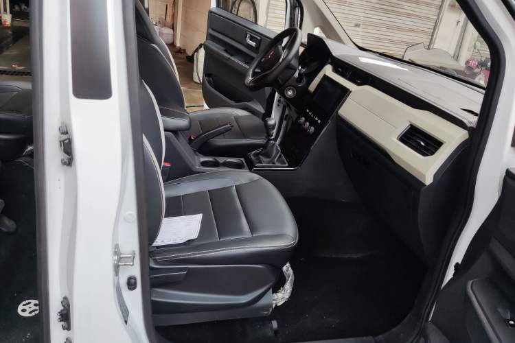 Used Wuling Zhengcheng 2021 1.5T Manual Luxury Version