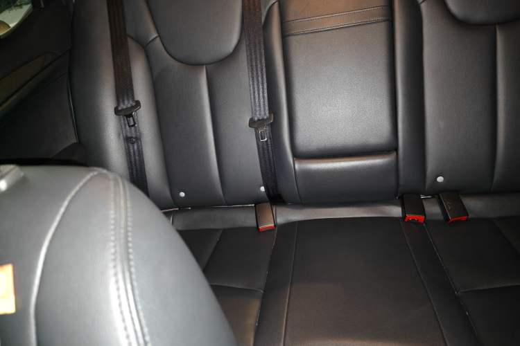 Used Roewe 360 2015 20T TST Deluxe Edition
