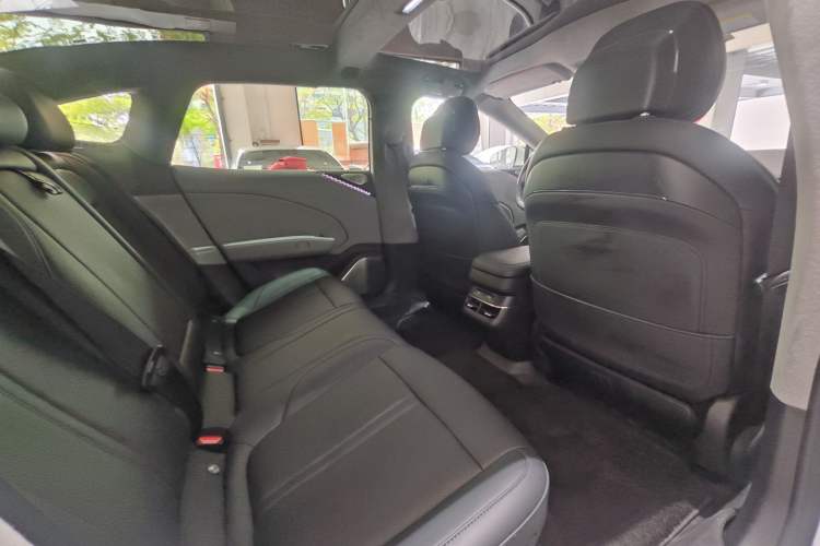 Used Zeekr 007 2024 Rear-Drive Intelligent Driving Version 75 kWh
