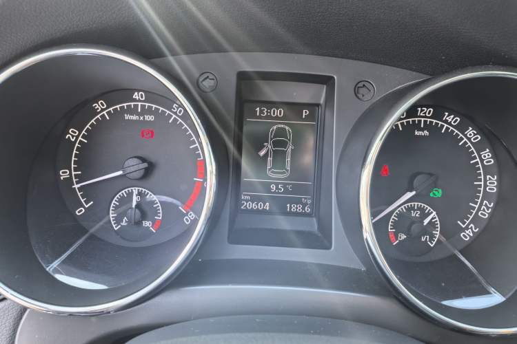 Used Skoda Yeti 2017 TSI280 DSG Car Enjoy Brothers Edition