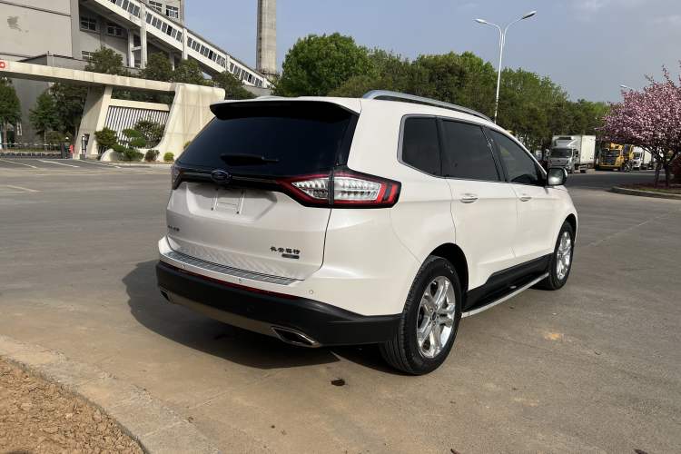 Used Ford Edge 2015 2.0T GTDi 4x4 High-Grade Model
