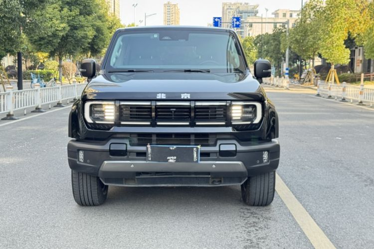 Used BAIC Off-Road BJ40 2024 2.0T All-New Urban Hunter Edition Chivalrous Style