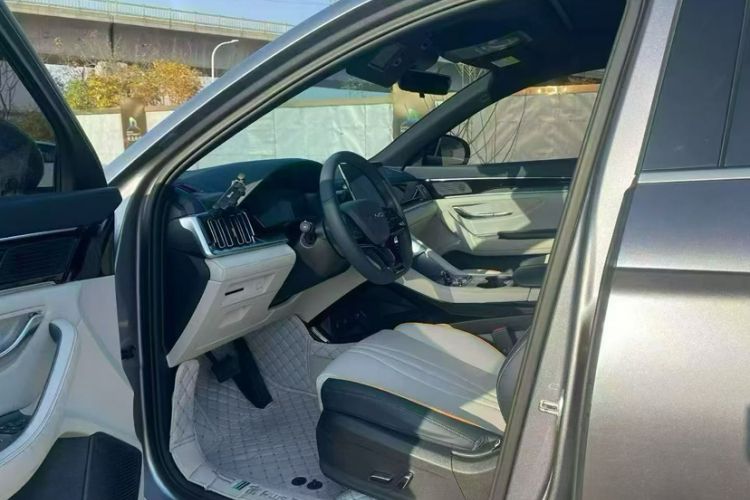 Used BYD Song PLUS New Energy 2024 Honor Edition EV 520km Premium Model
