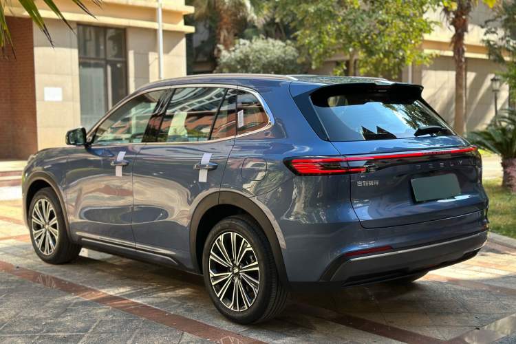 Used Geely Galaxy Galaxy Xingjian 7 EM-i 2025 120km Flagship Edition