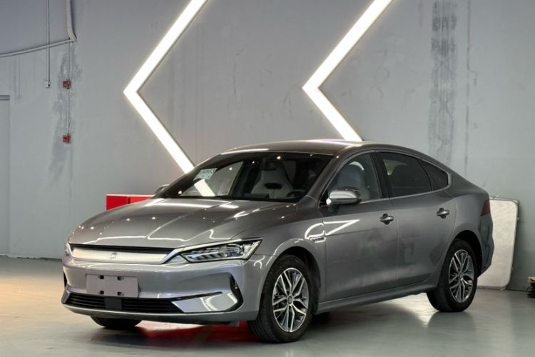 Used BYD Qin PLUS 2023 Champion Edition EV 420KM Leading Model