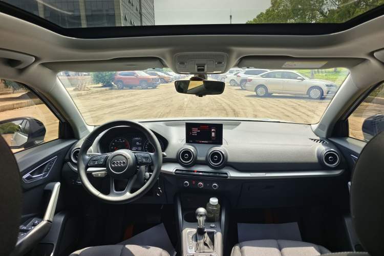 Used Audi Q2L 2021 35 TFSI Progressive Dynamic Edition Headliner