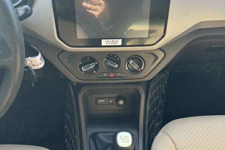 Used Wuling Hongguang 2019 1.5L S Comfort Edition China VI LAR