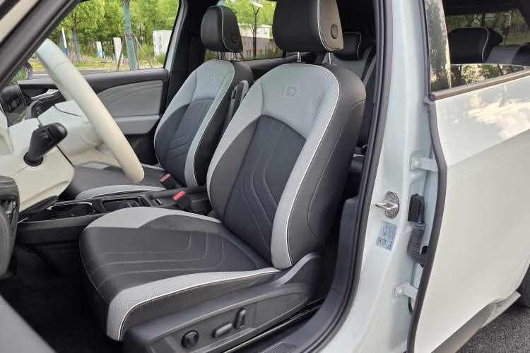 Used Volkswagen ID.3 2025 Smart Edition Ultra-Intelligent Oxygen Version