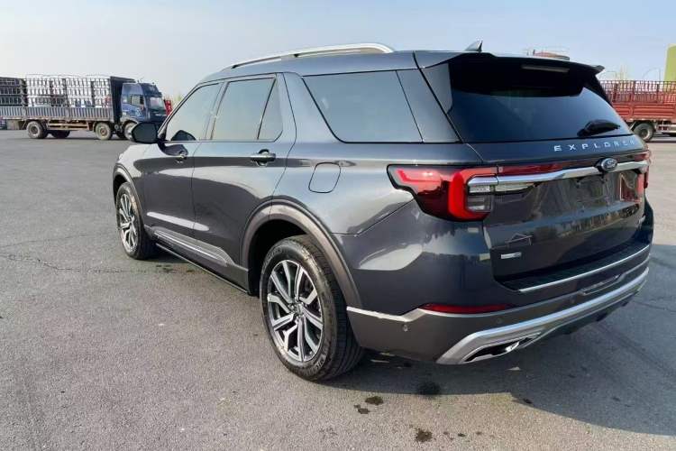 Used Ford Explorer 2023 EcoBoost 285 Four-Wheel Drive Titanium Edition 7-Seater