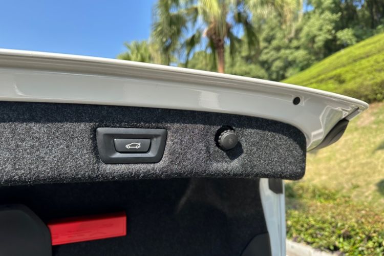 Used BMW 5 Series 2022 Second Facelift 525Li M Sport Package
