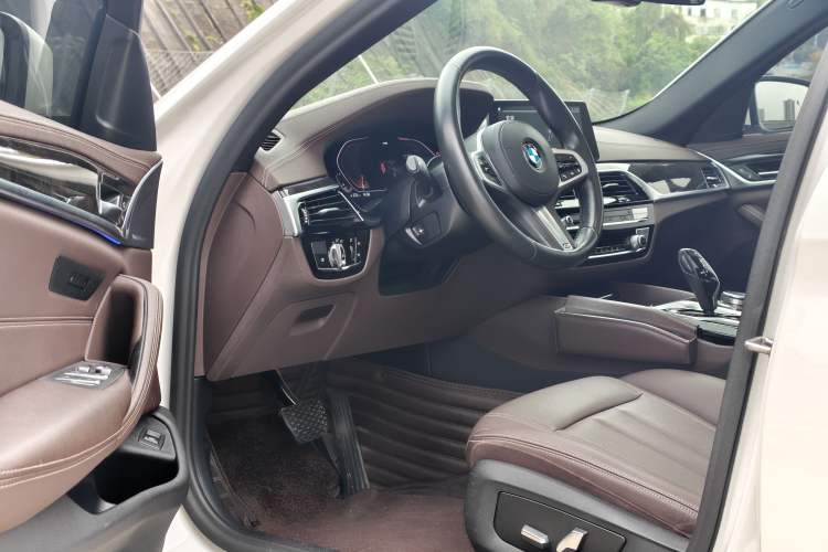 Used BMW 5 Series 2020 525Li M Sport Package
