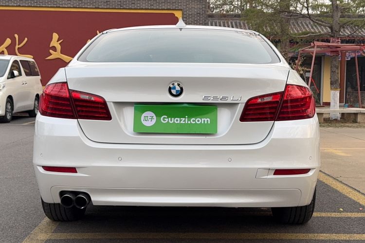 Used BMW 5 Series 2014 520Li Elegant Model
