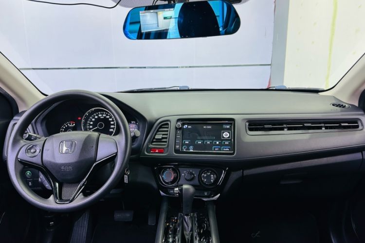 Used Honda Vezel 2015 1.5L CVT two-wheel drive Comfort trim
