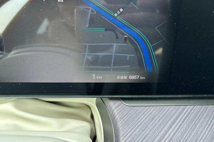 Used Denza Z9 2024 1100 km Four-Wheel Drive Max Version