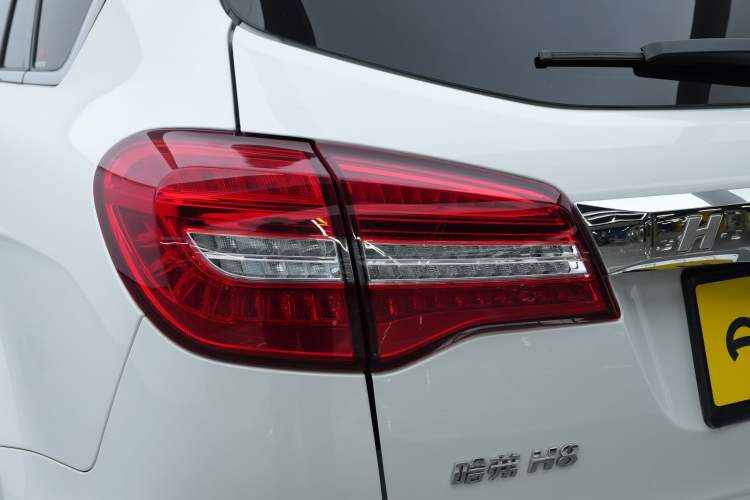 Used Haval H8 2017 2.0T Gasoline Four-Wheel Drive Luxury Model