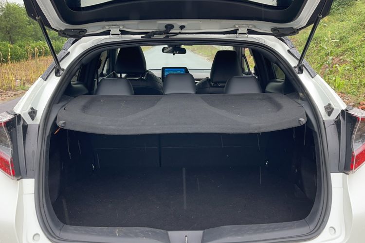 Used Toyota C-HR EV 2020 Deluxe Sunroof Edition