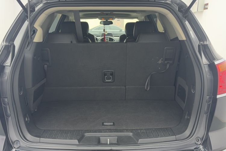 Used Buick Enclave 2014 3.6L Two-Wheel Drive Elite Comfort Version