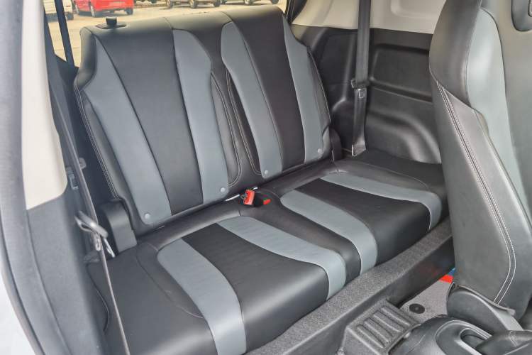 Used Roewe Clever 2022 311km QiQi BoBo Edition
