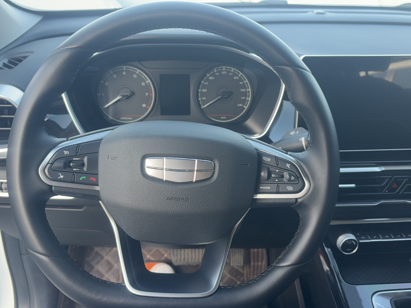 Geely Auto Coolray 2025 Model 1.5L CVT Superpower Edition MAX — снимка 7