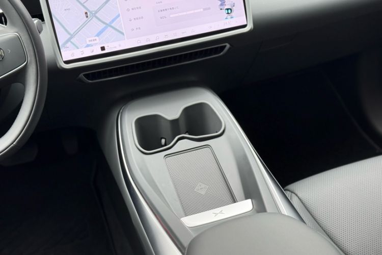 Used XPeng MONA M03 2024 620 with Ultra-Long Range Interior 4