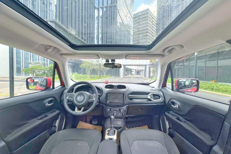 Used Jeep Renegade 2018 Connected Large Screen Version 180T Automatic High-Energy Edition