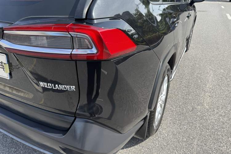 Used Toyota Wildlander 2022 2.0L CVT Two-Wheel Drive Leading Edition
