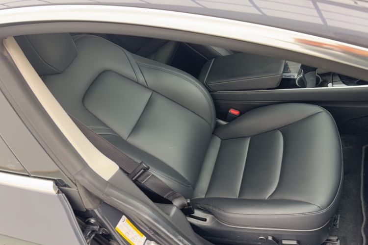 Used Tesla Model 3 2020 Revised Version Standard Range Rear-Wheel Drive – Upgraded Edition Right Front Seat