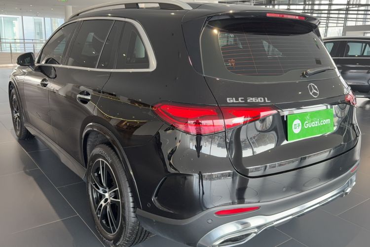 Used Mercedes-Benz GLC 2025 GLC 260 L 4MATIC Luxury Model Exterior 1