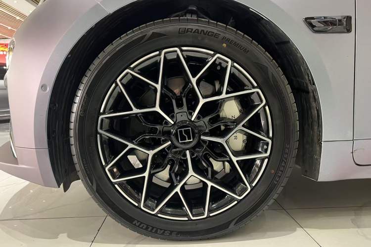 Used Zeekr 001 2024 WE Edition 95 kWh All-Wheel Drive
