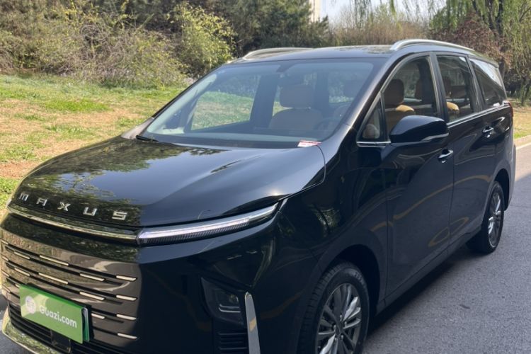 Used SAIC MAXUS G50 PHEV 2025 Leading Edition