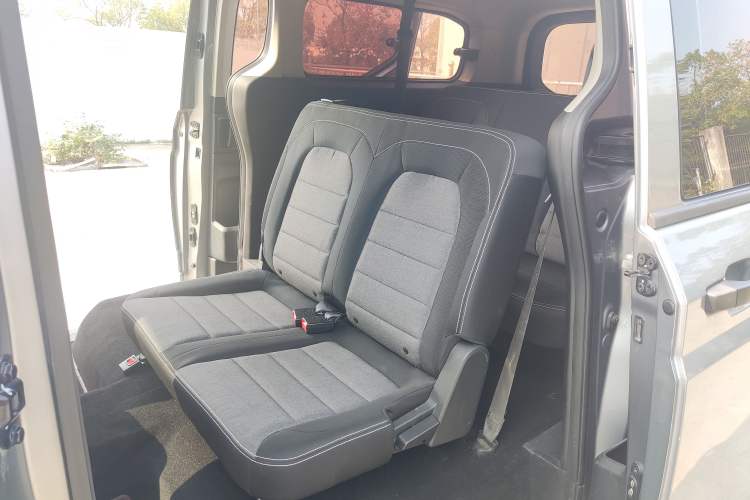 Used Wuling Zhengcheng 2021 1.5T Manual Comfort Version
