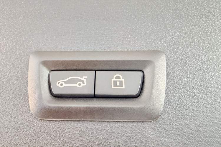 Used BMW X1 2022 xDrive25Li Luxury Model Interior 9